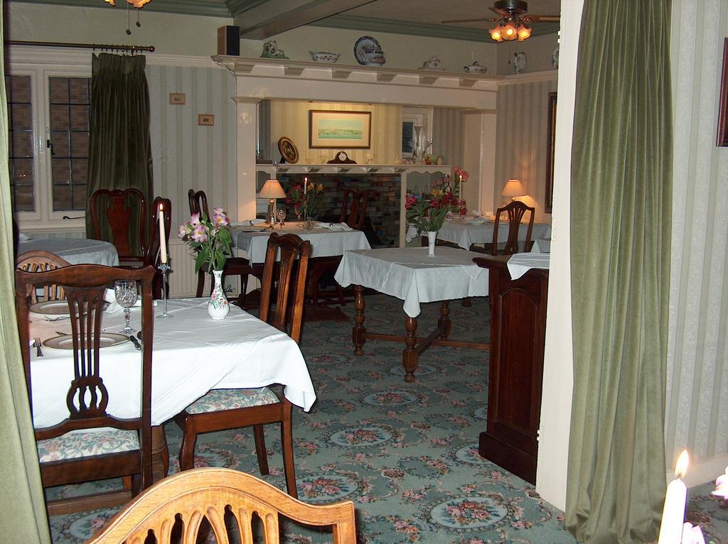 Crossways House Bed And Breakfast East Cowes Εξωτερικό φωτογραφία